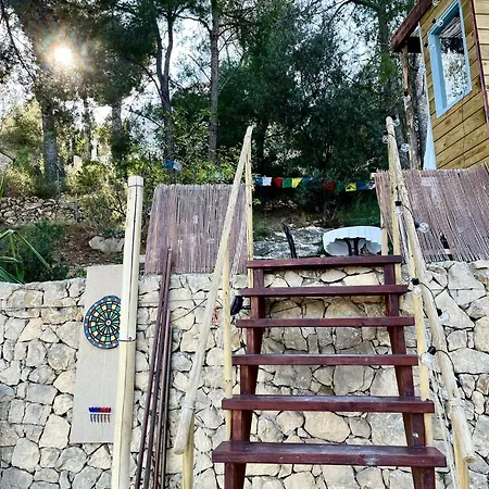Yurt In Met Zwembad Tente de luxe